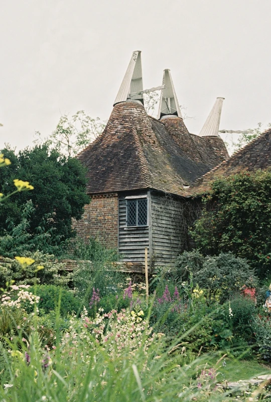 Setting_Great-Dixter